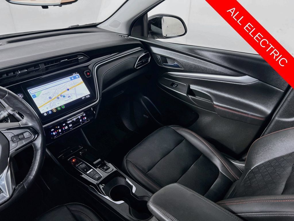 Used 2023 Chevrolet Bolt EUV Premier w/ Sun & Sound Package FWD image 25