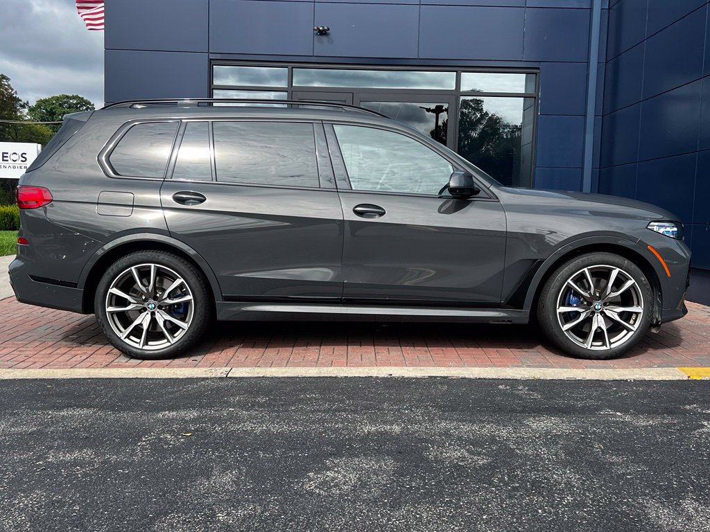 Used 2022 BMW X7 M50i w/ Executive Package AWD/4WD image 6