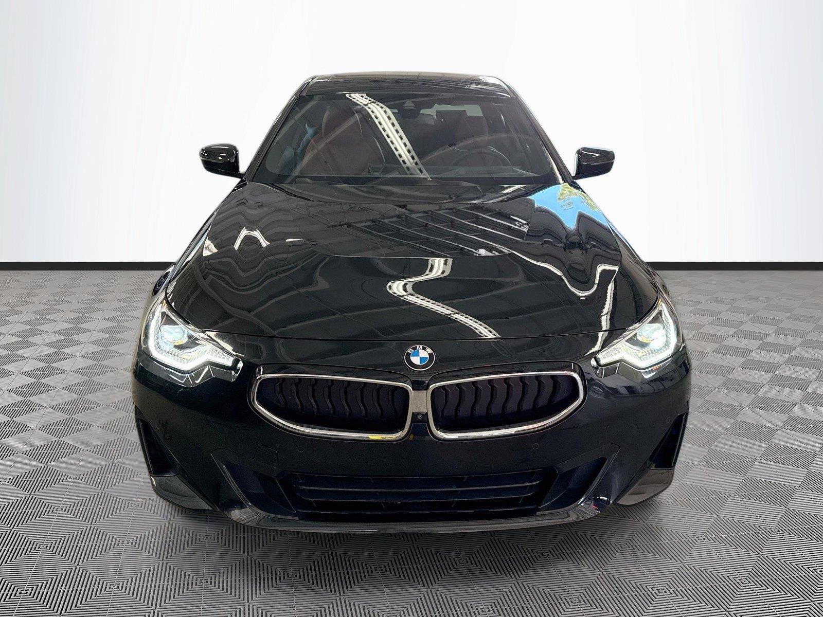 Used 2024 BMW 230i Coupe RWD image 2