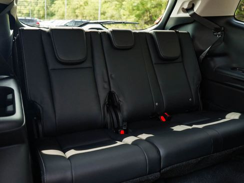 New 2025 Subaru Ascent Touring w/ Popular Package #2 image 12