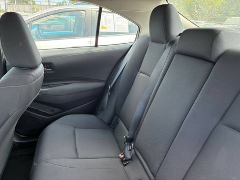 Used 2025 Toyota Corolla LE FWD image 37