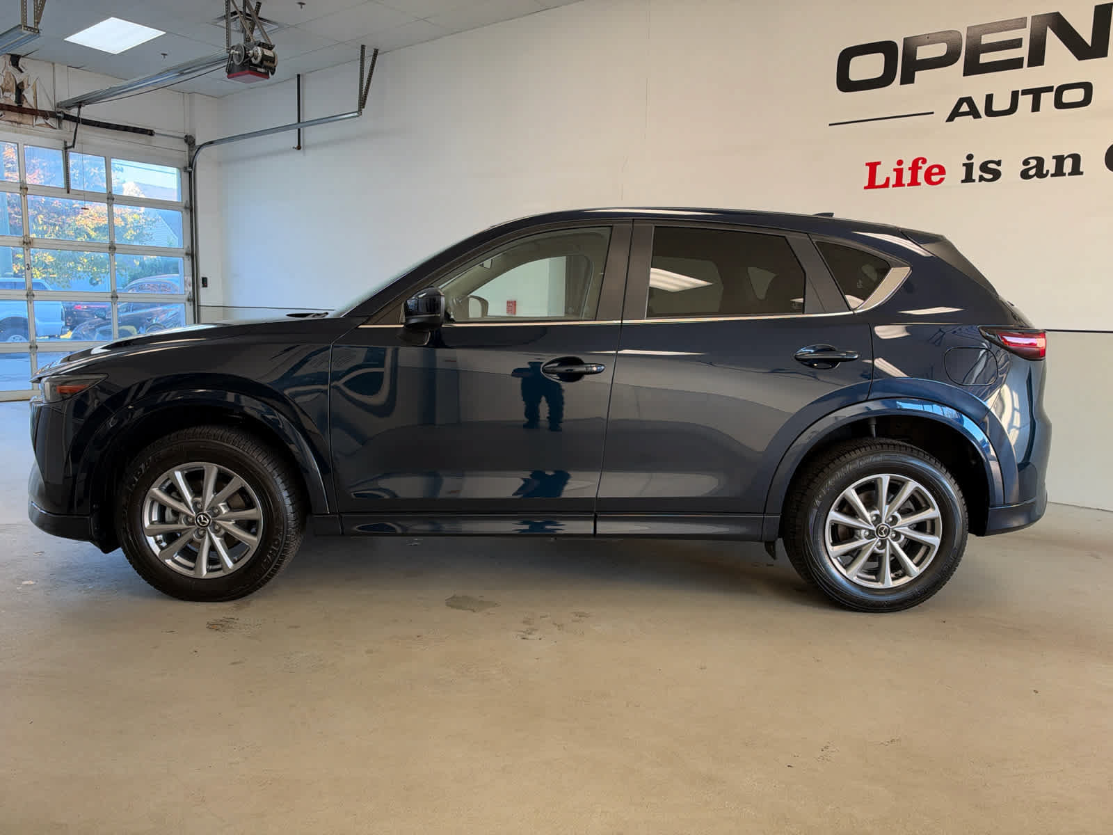 Used 2024 MAZDA CX-5 AWD 2.5 S w/ Select Package image 3