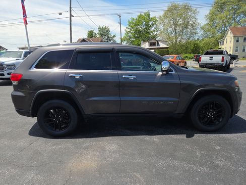 Certified 2017 Jeep Grand Cherokee Limited AWD/4WD image 2