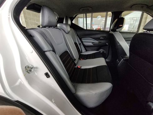 Used 2024 Nissan Kicks SR w/ SR Premium Package image 17