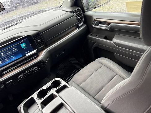 Certified 2025 Chevrolet Silverado 1500 LT AWD/4WD image 21