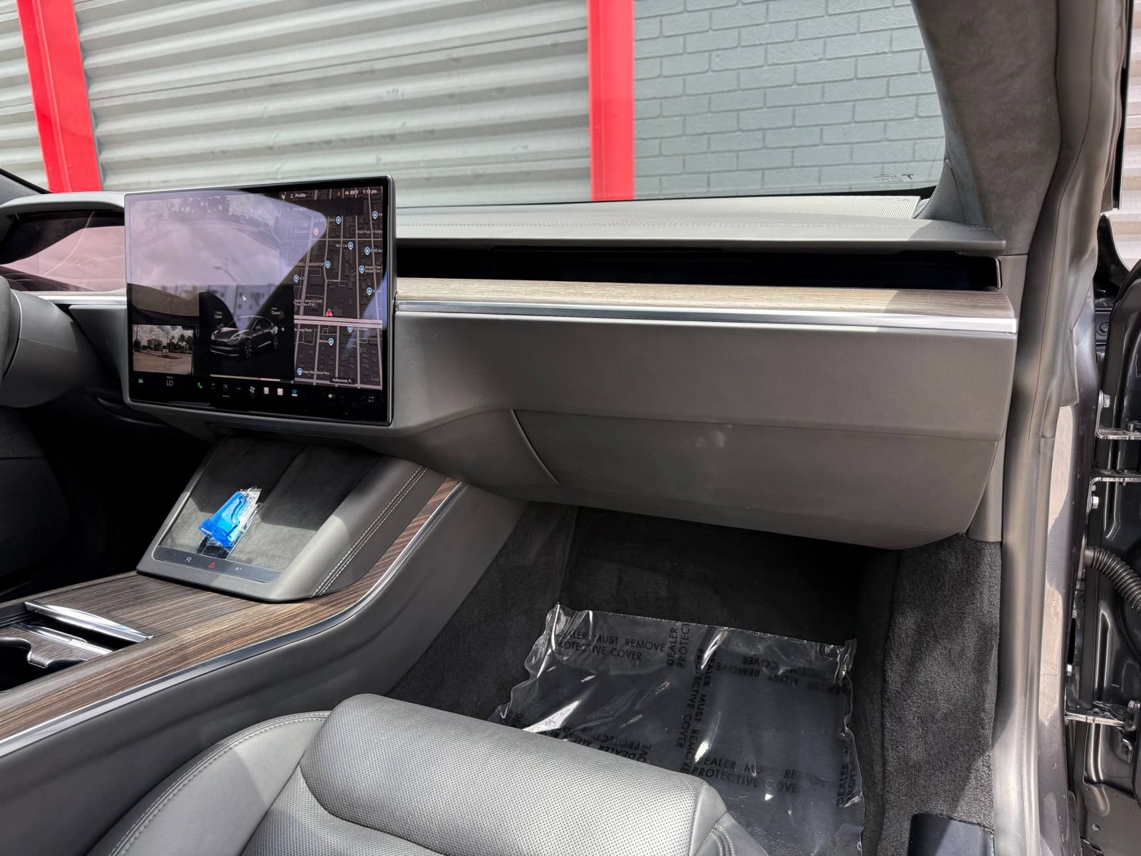 Used 2023 Tesla Model S AWD/4WD image 22