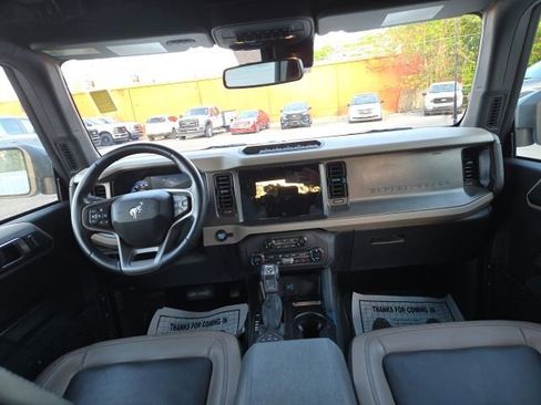 Used 2024 Ford Bronco Wildtrak AWD/4WD image 9
