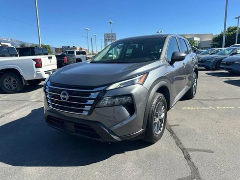 Used 2026 Nissan Rogue SV AWD/4WD image 5