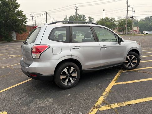 Used 2017 Subaru Forester 2.5i w/ Alloy Wheel Package AWD/4WD image 8