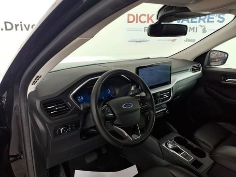 Used 2023 Ford Escape Platinum AWD/4WD image 13