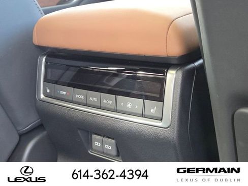 Certified 2025 Lexus GX 550 w/ Accessory Package (2T) image 19