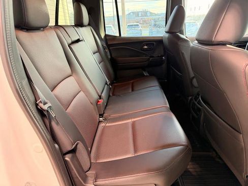 Used 2023 Honda Ridgeline Black Edition image 17