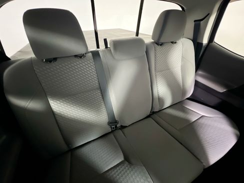 Used 2020 Toyota Tacoma SR5 image 32
