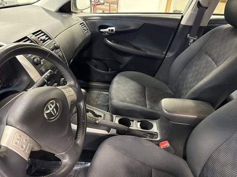 Used 2009 Toyota Corolla S image 12
