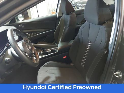 Certified 2024 Hyundai Elantra SEL w/ Convenience Package FWD image 16