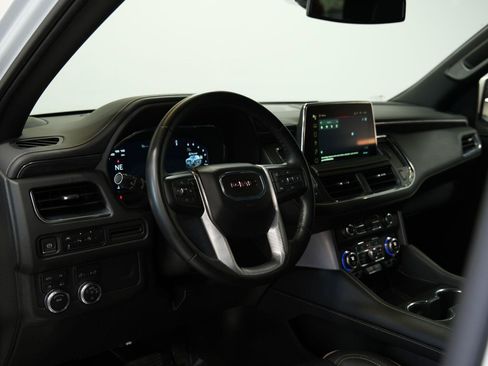 Certified 2024 GMC Yukon SLT AWD/4WD image 39