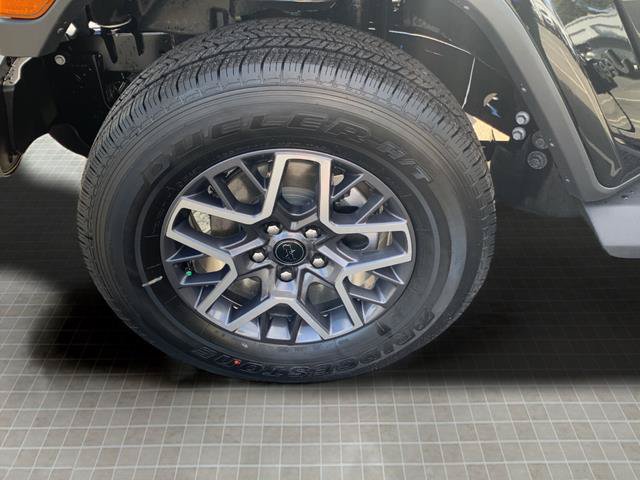 New 2026 Jeep Wrangler Unlimited Sahara AWD/4WD image 47