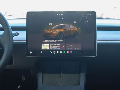 Used 2023 Tesla Model Y Long Range AWD/4WD image 14