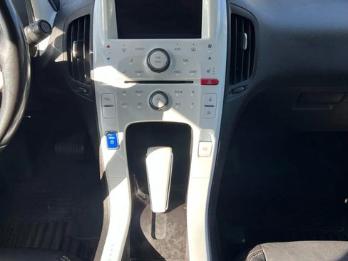 Used 2013 Chevrolet Volt Premium w/ Premium Trim Package image 11