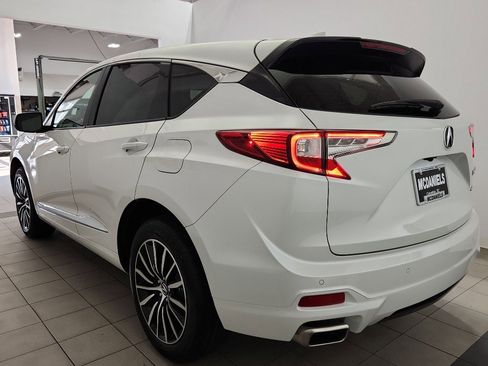 New 2026 Acura RDX w/Advance Package image 5