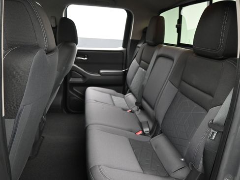 New 2026 Nissan Frontier SV w/ SV Convenience Package image 12