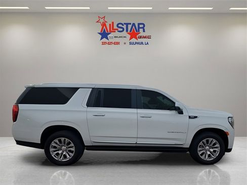 Used 2024 GMC Yukon XL Denali image 8