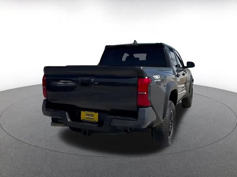 Used 2025 Toyota Tacoma TRD Off-Road AWD/4WD image 12