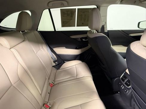 Used 2025 Subaru Outback Limited image 52