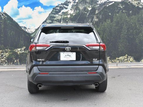 Used 2023 Toyota RAV4 XLE AWD/4WD image 10