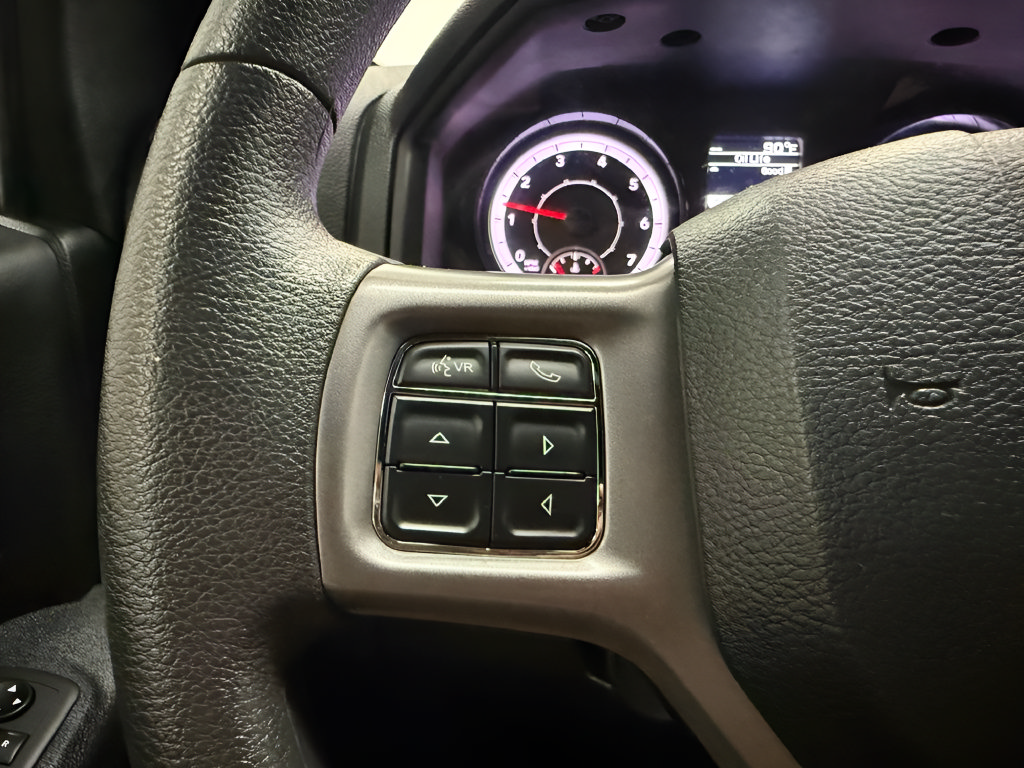 Used 2024 RAM 1500 Warlock RWD image 17