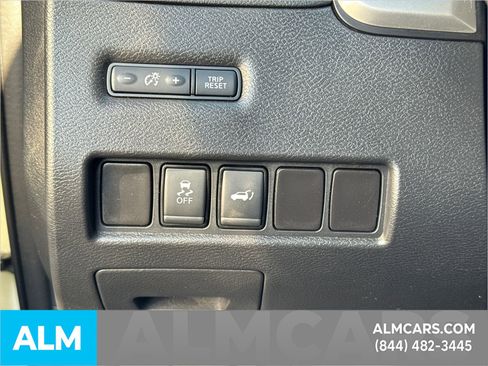 Used 2017 Nissan Murano SL w/ SL Technology Package image 38