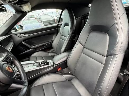Used 2024 Porsche 911 Carrera image 10