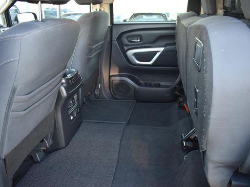 Used 2021 Nissan Titan SV w/ SV Convenience Package image 53