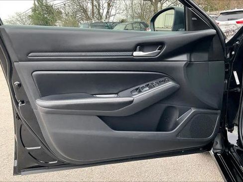 Certified 2024 Nissan Altima 2.5 SV image 21