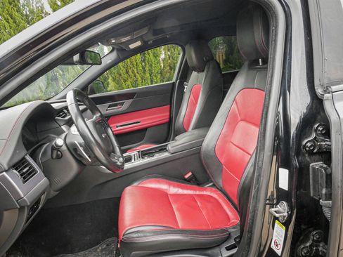 Used 2018 Jaguar XF R-Sport image 7