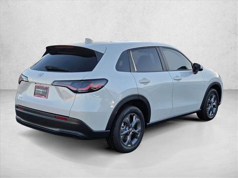 New 2026 Honda HR-V LX image 2