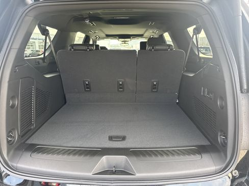 New 2026 GMC Yukon XL Elevation w/ Elevation Premium Package AWD/4WD image 5