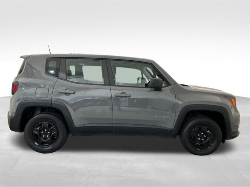 Used 2022 Jeep Renegade Sport AWD/4WD image 7
