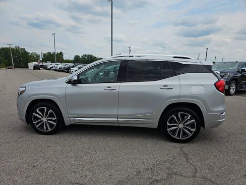 Used 2019 GMC Terrain Denali w/ Comfort Package AWD/4WD image 6
