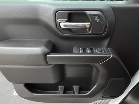 Used 2025 Chevrolet Silverado 1500 Custom RWD image 17