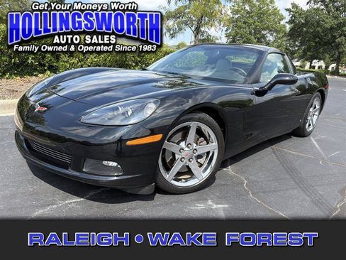 Used 2006 Chevrolet Corvette Coupe w/ Preferred Equipment Group RWD image 1