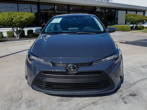 Used 2024 Toyota Corolla LE FWD image 3