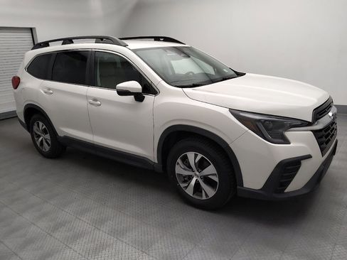 Used 2023 Subaru Ascent Premium w/ Convenience Package AWD/4WD image 11