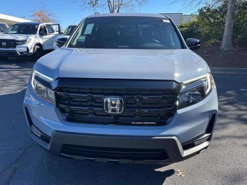 New 2026 Honda Ridgeline Black Edition image 8