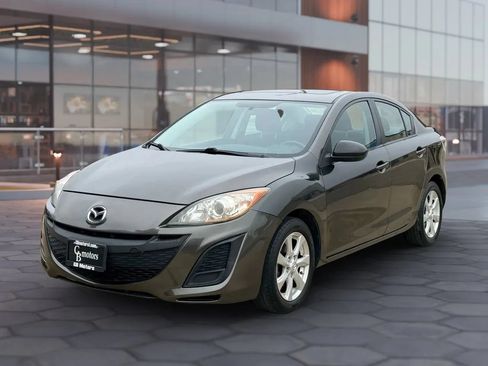 Used 2010 MAZDA MAZDA3 i Touring FWD image 1