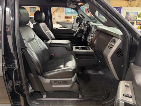 Used 2014 Ford F250 Lariat w/ Lariat Ultimate Package AWD/4WD image 21