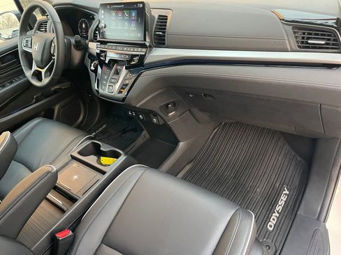 Certified 2025 Honda Odyssey Touring image 28