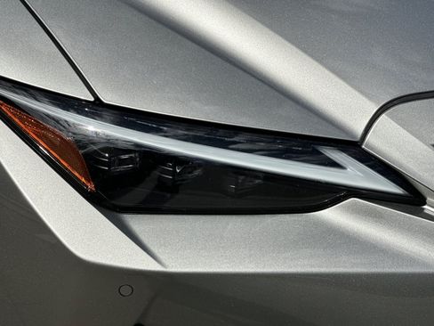 Used 2021 Lexus IS 350 F Sport w/ Dynamic Handling Package RWD image 31
