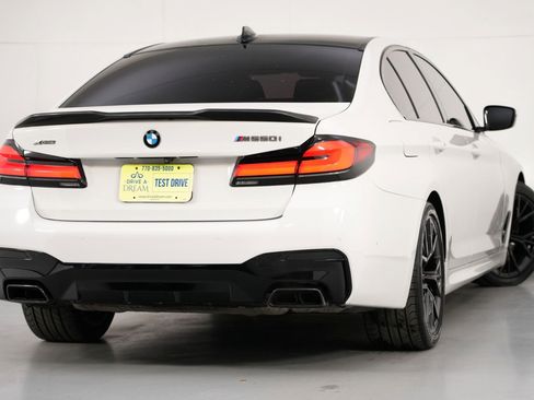 Used 2021 BMW M550i xDrive w/ Dynamic Handling Package image 5
