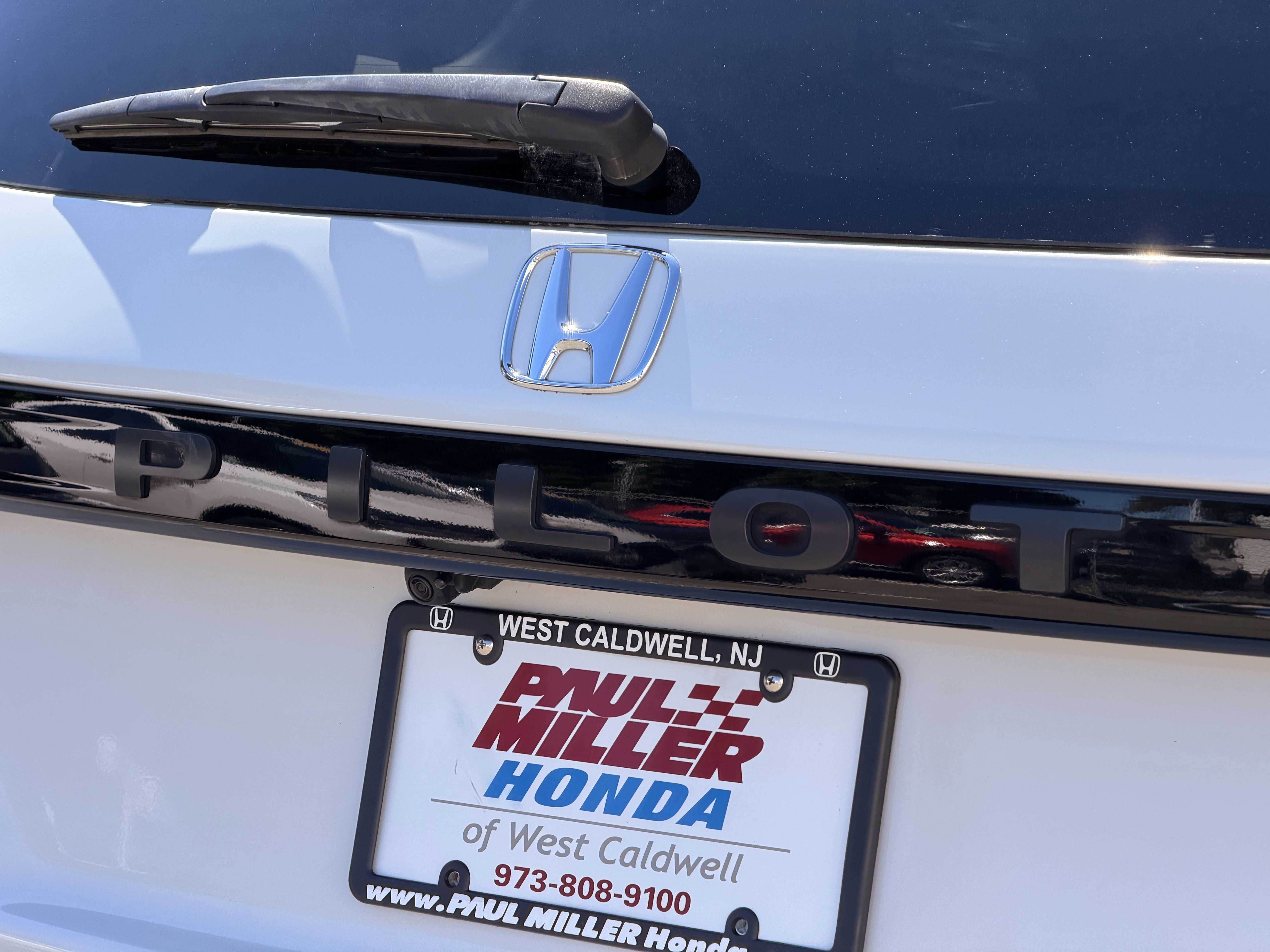 Certified 2024 Honda Pilot LX image 28